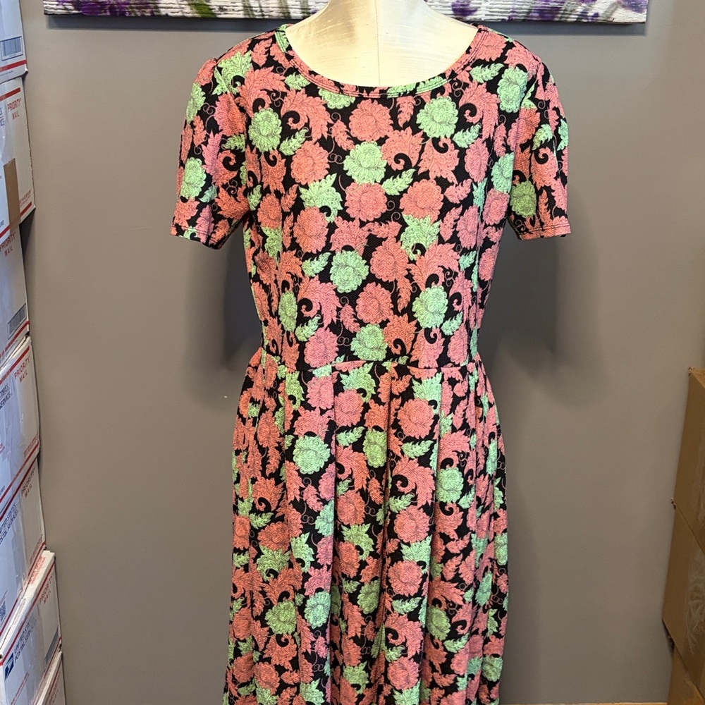 Lularoe Floral Textured Short-Sleeve Dress in Coral and Mint Size XXL